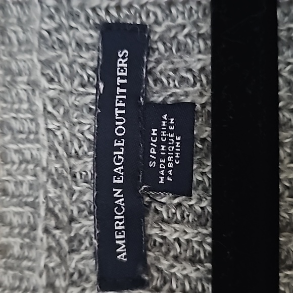 Woman's Cozy Sweater - Picture 4 of 4